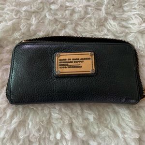 Marc Jacobs wallet